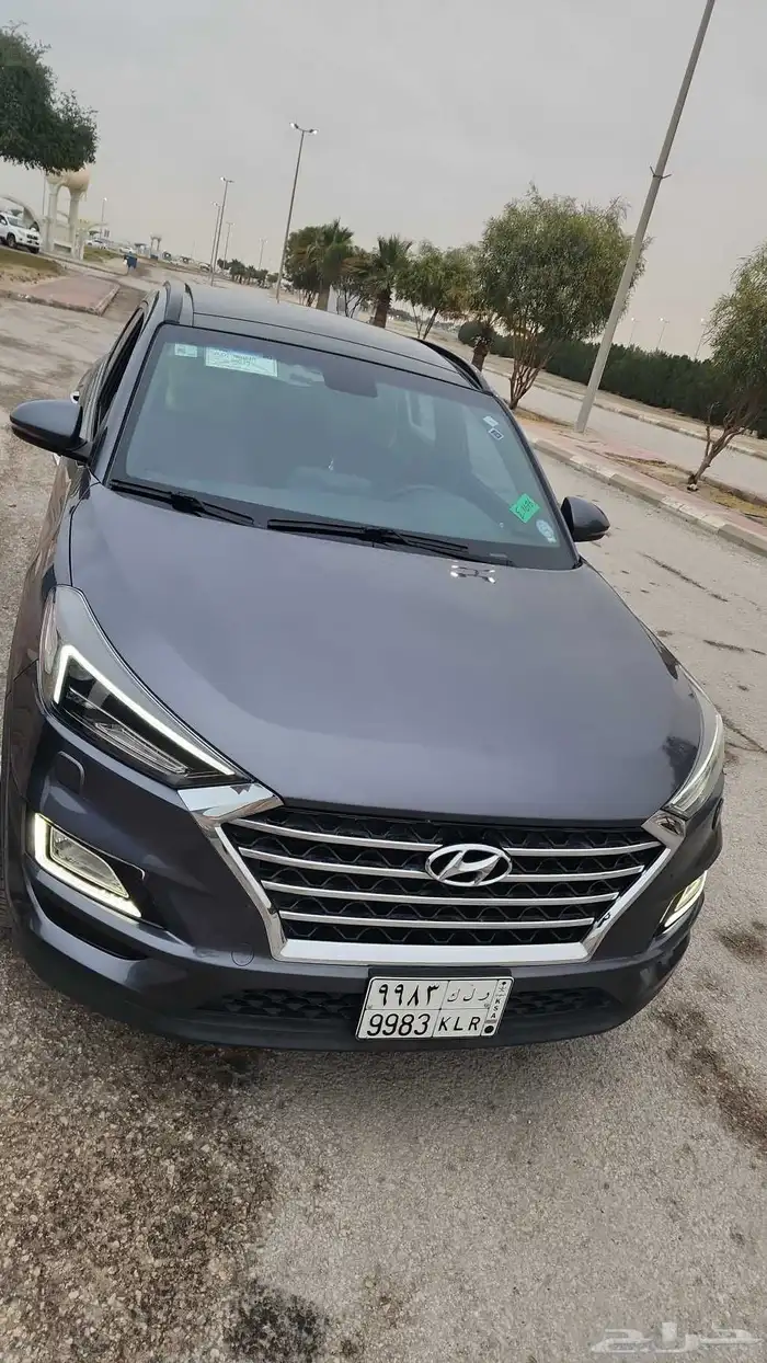 توسان 2019 فل كامل مكينه 2000cc بنزين ممشى 93الف 2