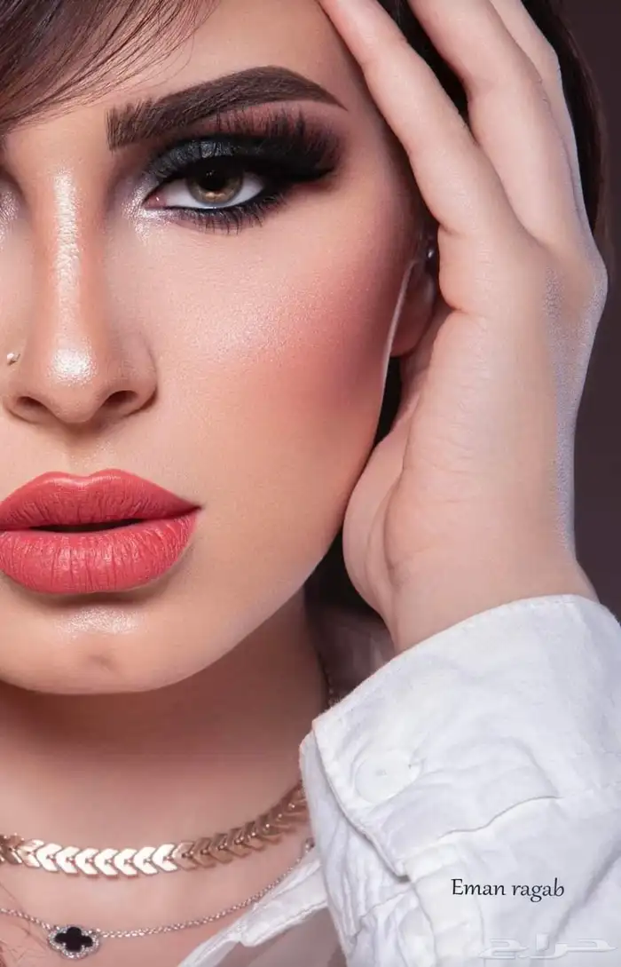 ميكب ارتست شامله للخدمات المنزليه 1