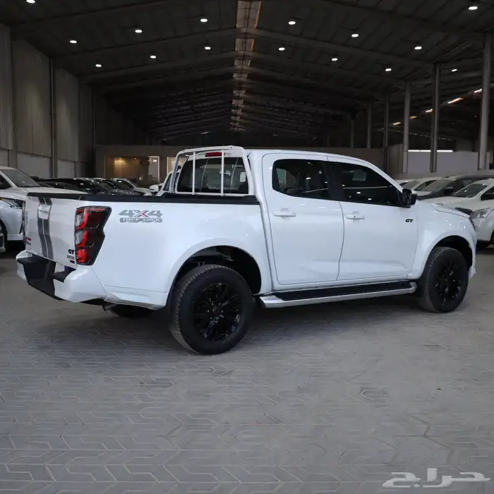 ايسوزو ديماكس جي تي فل كامل 2025 1