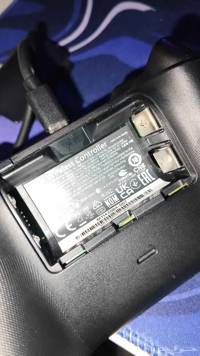 للبيع يد اكس بوكس سيريس 2