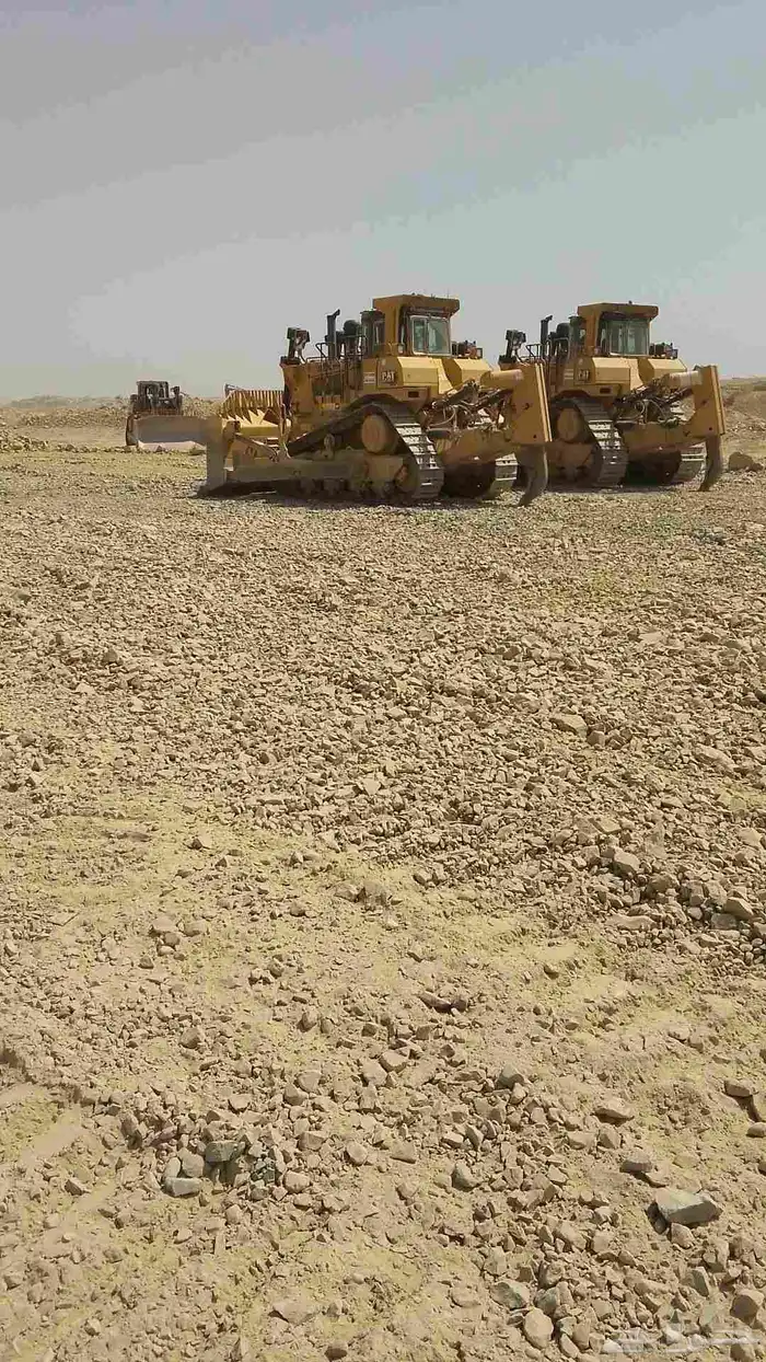 سواق بلدوزر مرخص فني متواجد في القصيم حالين 0
