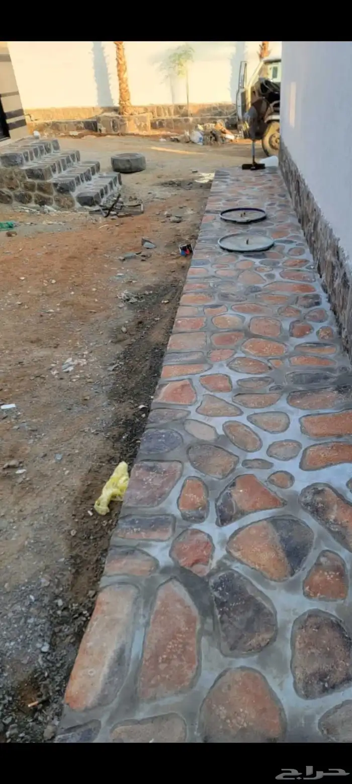 ممرات ارضيه ورباريب وتلابيس واحواض بالحجر الطبيعي 1