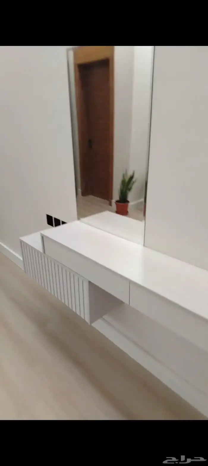 تسريحة مع ادراج للبيع 3