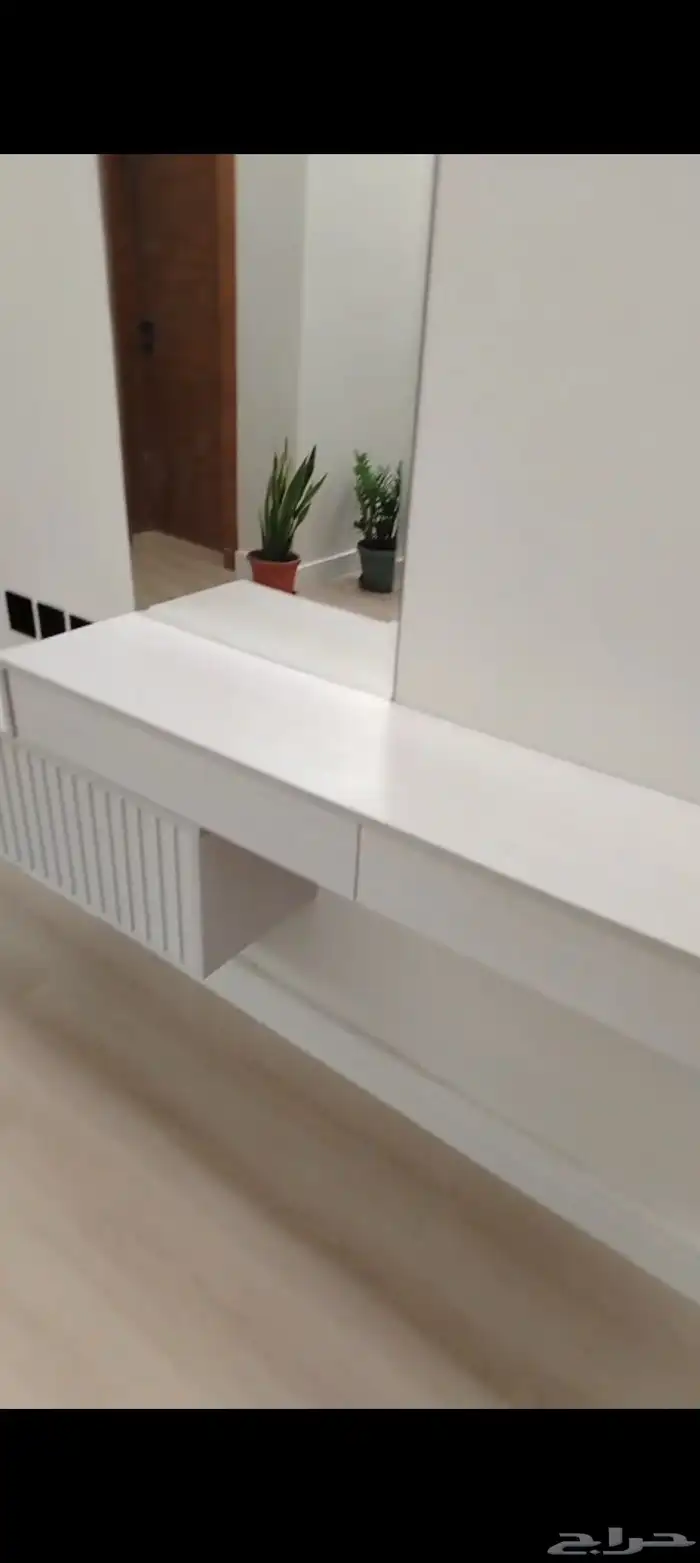 تسريحة مع ادراج للبيع 1