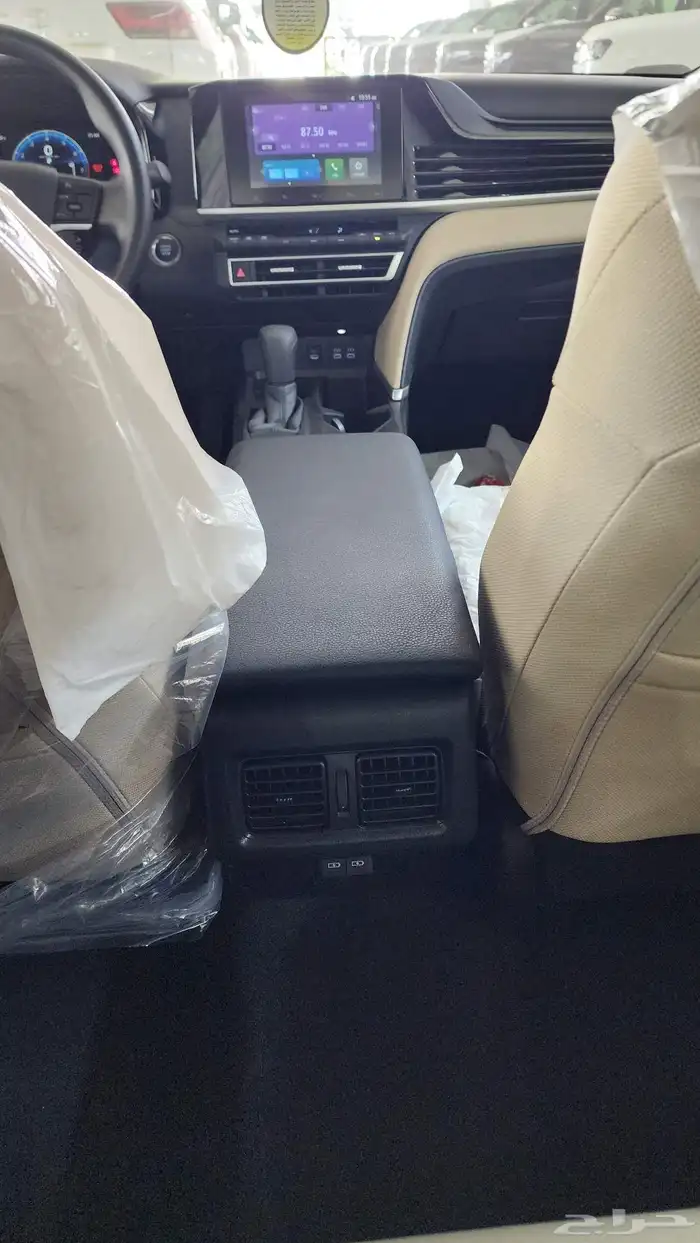 تويوتا كامري فئة E بنزين جنوط سعودي اسود ورمادي( باقل سعر ) 12