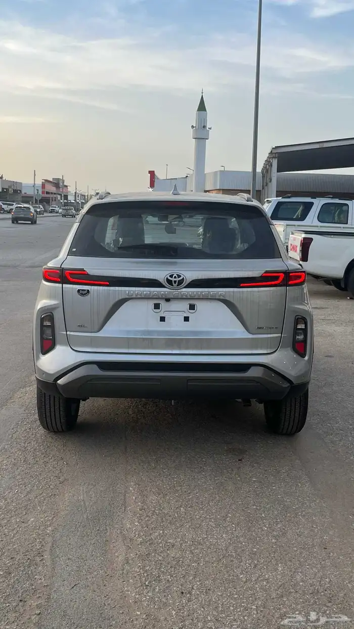 تويوتا أوربان استاندر GL موديل 2026 1