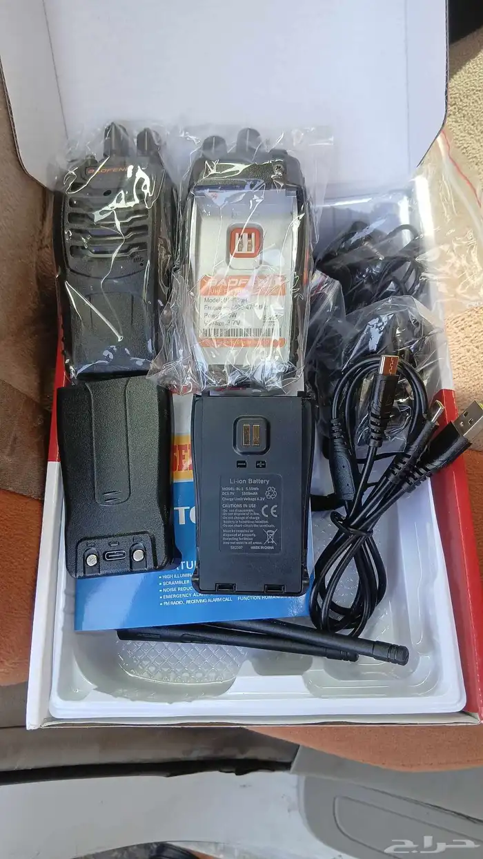 اجهزة اتصالات لاسلكيه جديده بالكرتون العدد 4اجهزه 0