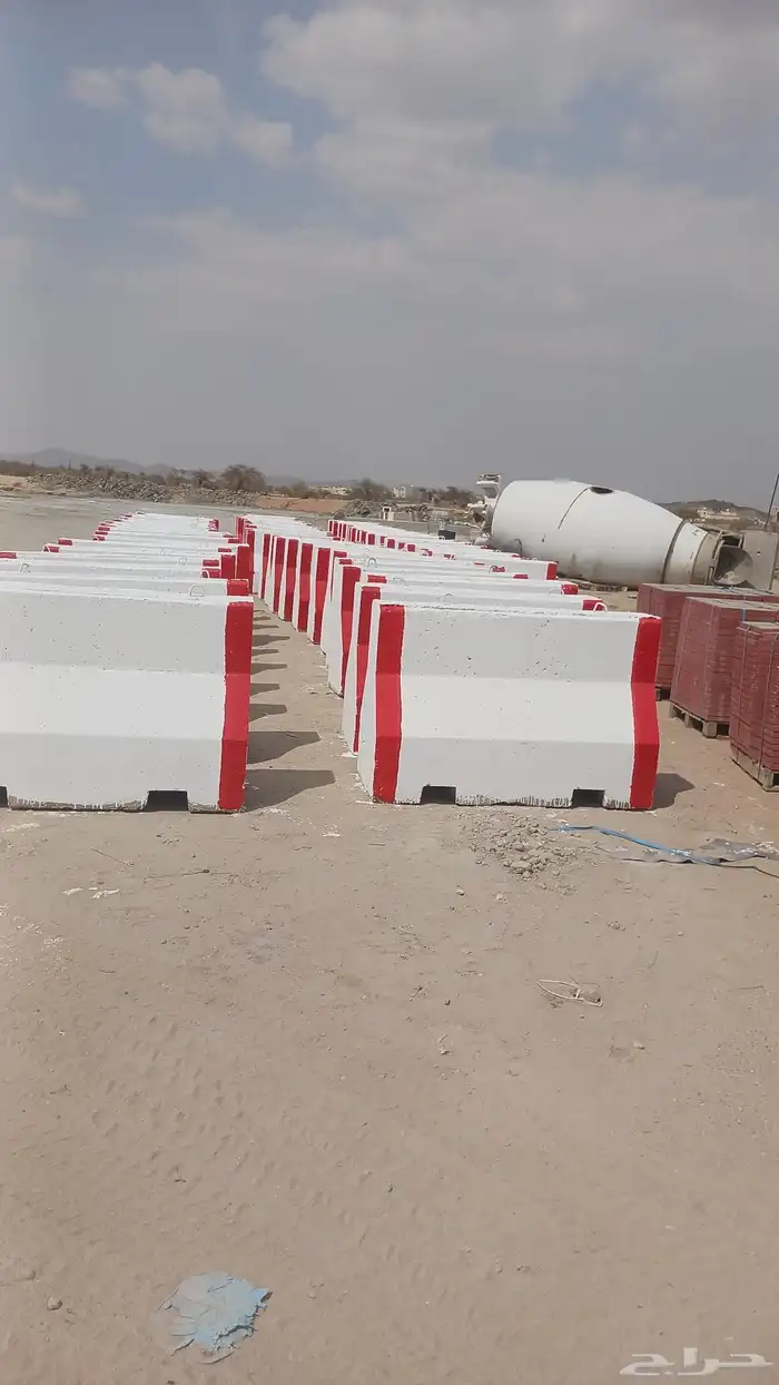 جميع انواع حواجز الخرسانيه الموقع خميس مشيط 7