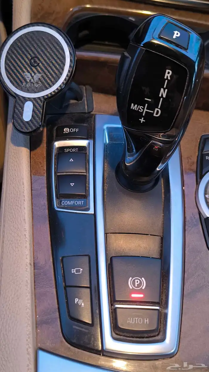 بي ام دبليو LI740فل كامل موديل 2009 17