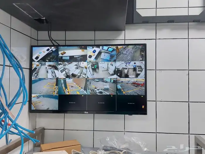 كاميرات مراقبه 9