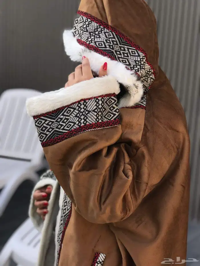 فروة نسائي مناسبة للشتاء 16