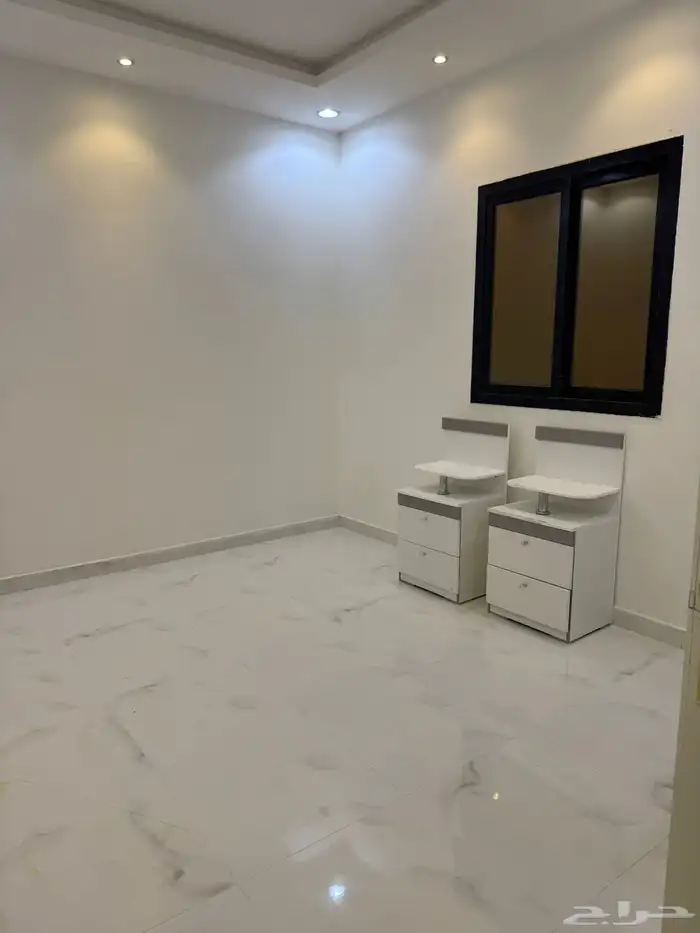 للايجار شقة موثثة ب 3500 في مسك الرمال قرب المطار 6