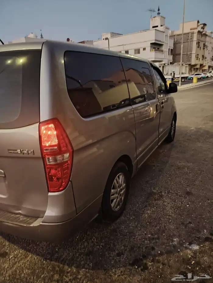 للايجار سيارة اتش 1 2017 4