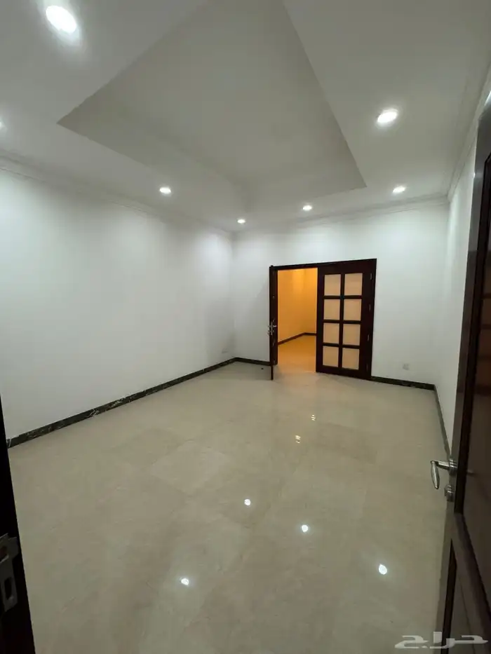 شركة تنظيف شقق فلل منازل غسيل خزانات كنب مجالس موكيت سجاد 4