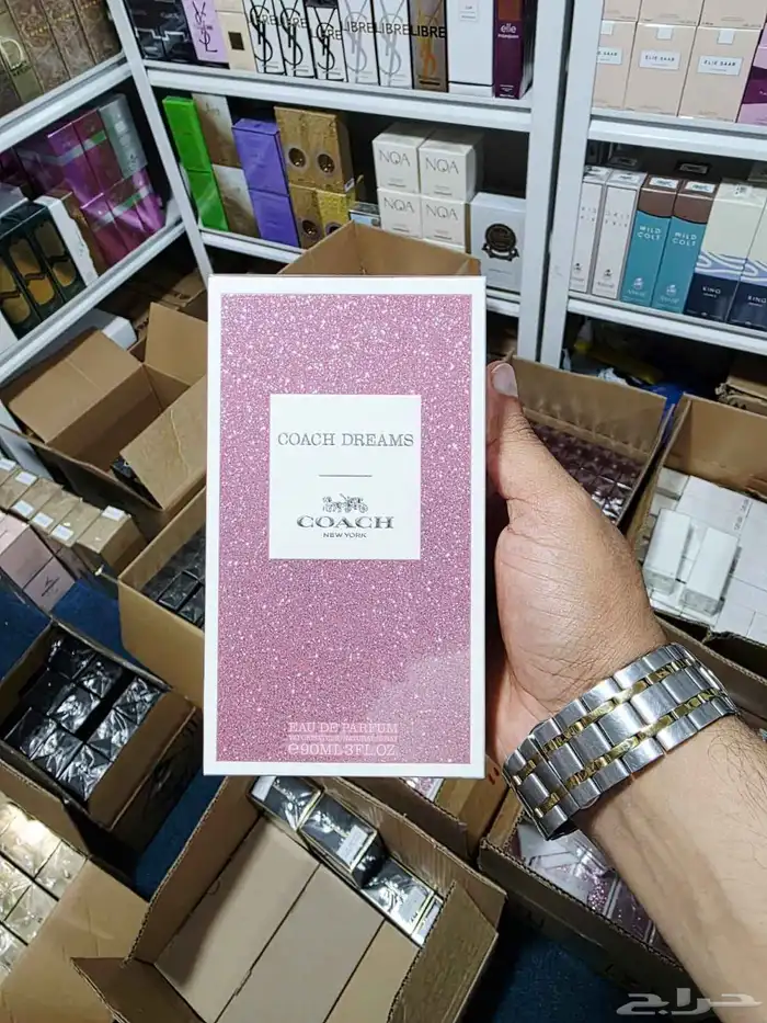 تدور عل عطرك الأصلي و بسعر الجملة موجود 1