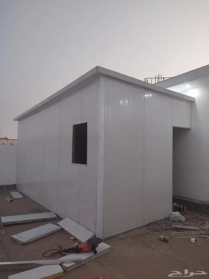 مظلات وسواتر ساندويش بنل جازان 0