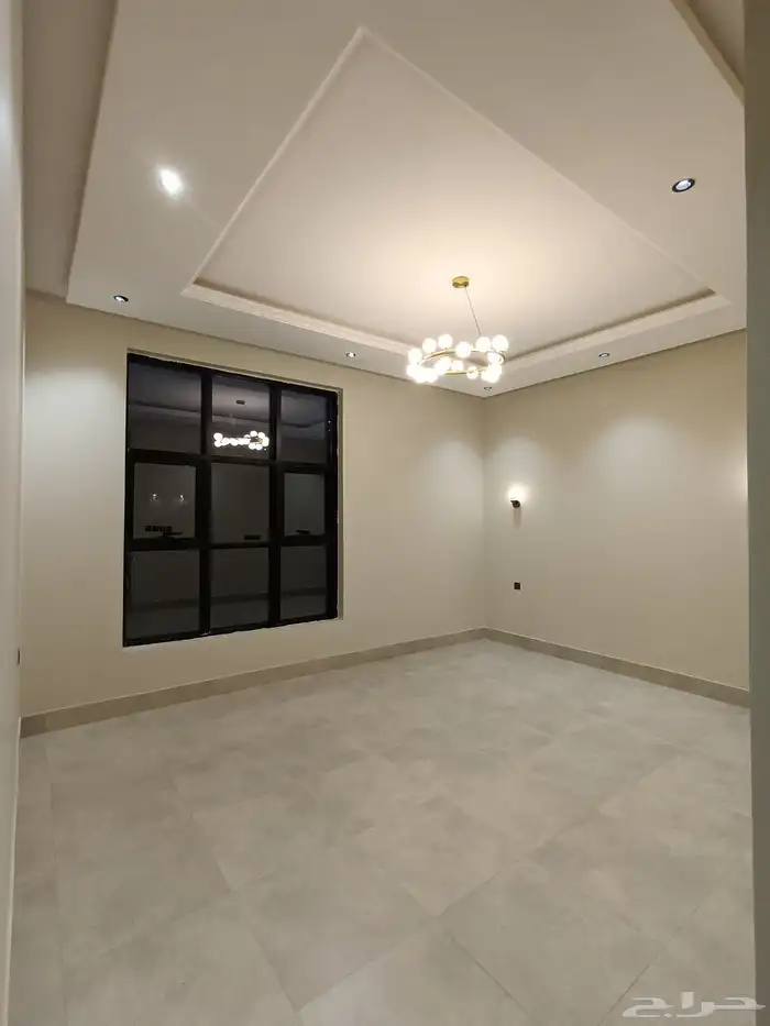 للبيع شقه علويه ابها المحاله بجوار حديقة المليون 4