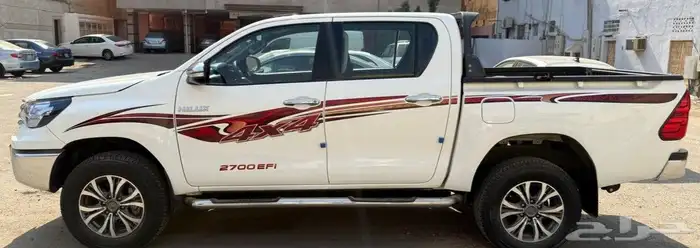 تيوتا هايلوكس 2016 لون ابيض لولي 2