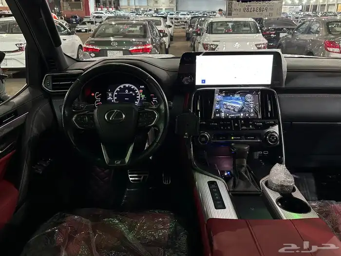 جيب لكزس 2023 F سبورت LX600 سعودي 7