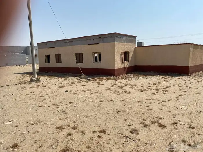 بيت للبيع في قديد ظهرية طريق المدينة الطالع 3