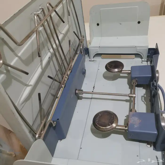 موقد سويدي المنشأ نادر موديل2082 4