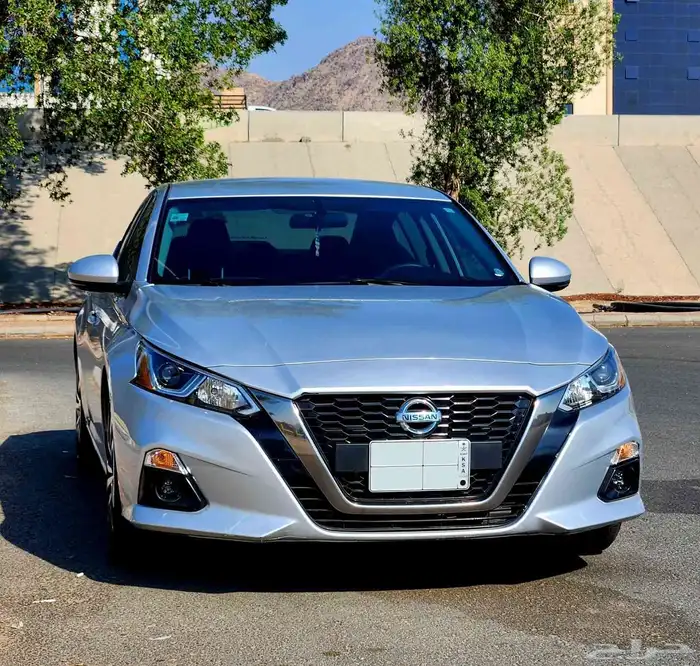 نيسان التيما 2020 SR 4