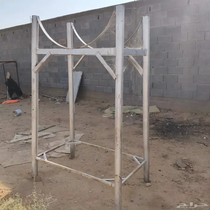 قاعدة تنك جديدة 1