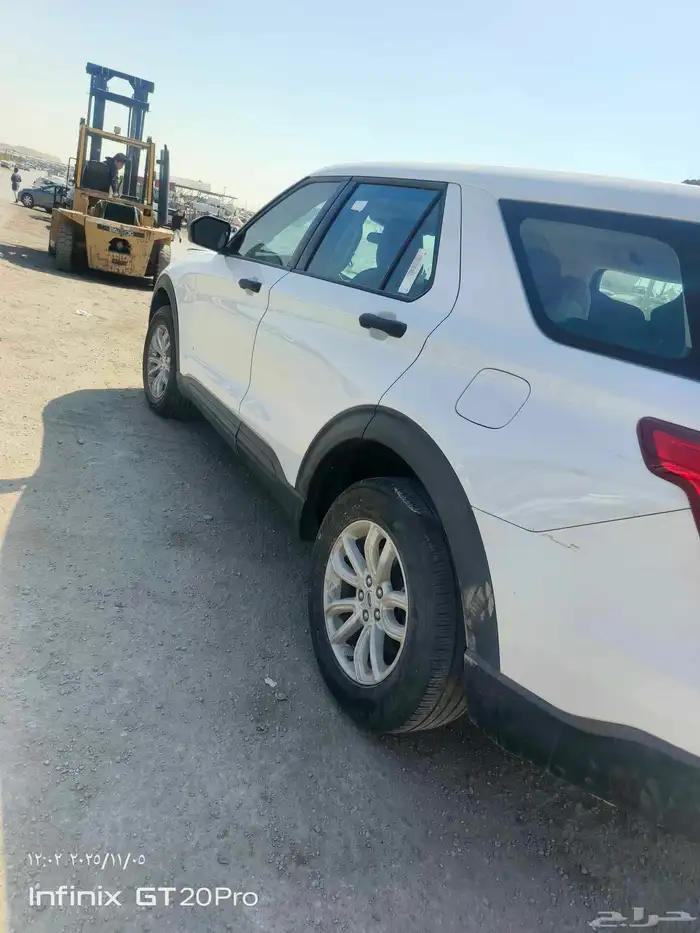 فورد اكسبلور 24 قطع غيار فقط تشليح القحطاني 2