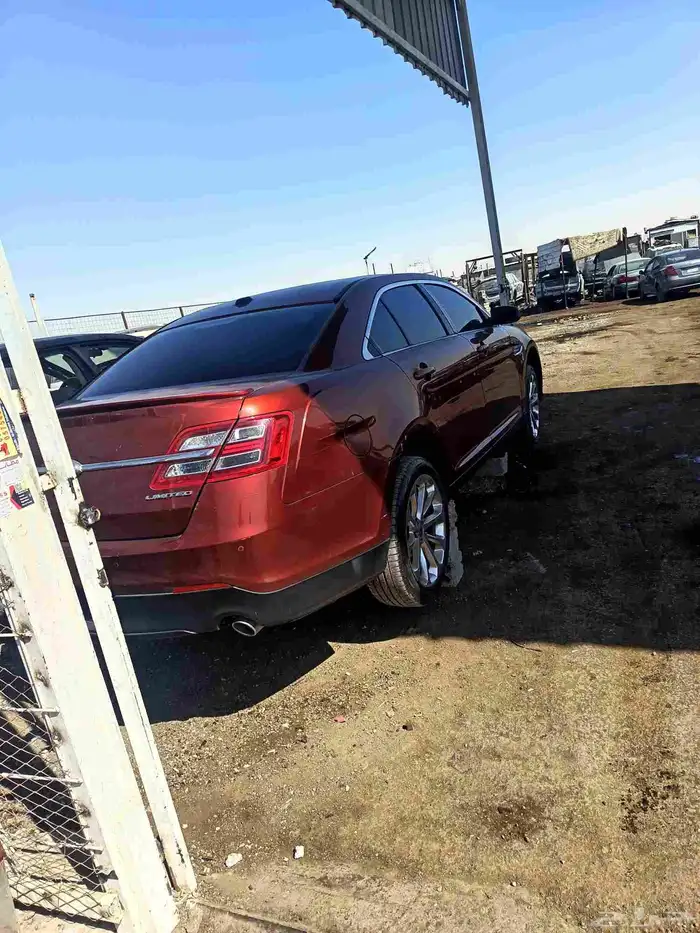 تشليح قطع غيار فورد تورس وهوندا اكورد 1