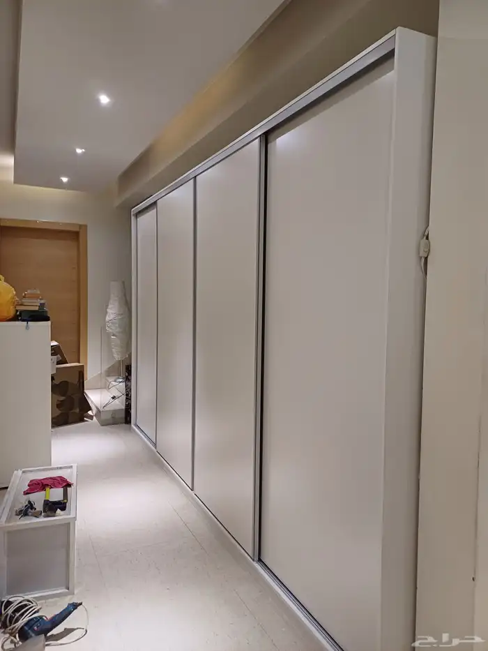 تفصيل الخزائن والدواليب حسب الطلب والتصميم بالرياض 0