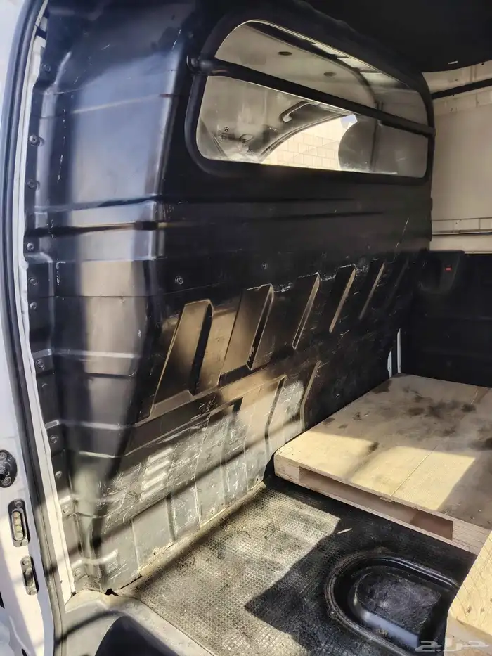 فان باص هونداي ديزل H1 2016 6