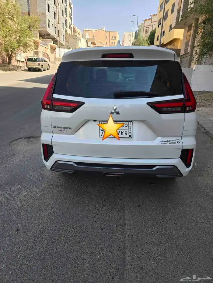 ميتسوبيشي اكسباندر 2025 6