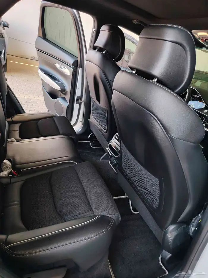 جينسس 2023 GV70 ديزل 35