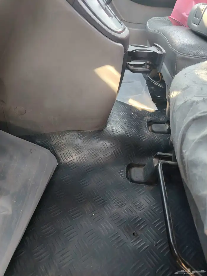 فان باص هونداي ديزل H1 2016 14