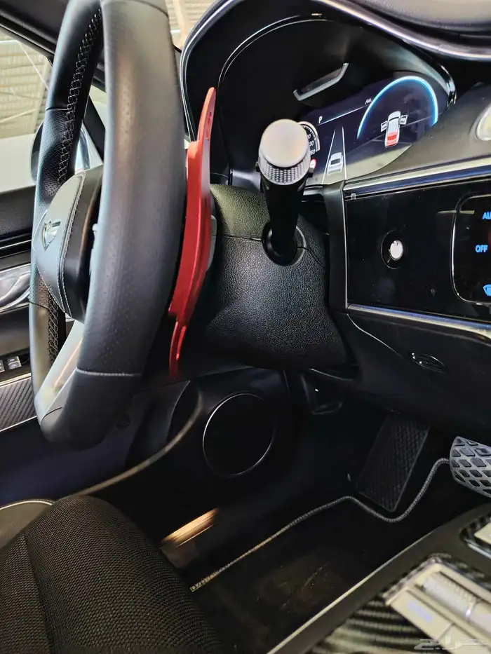 جينسس 2023 GV70 ديزل 24