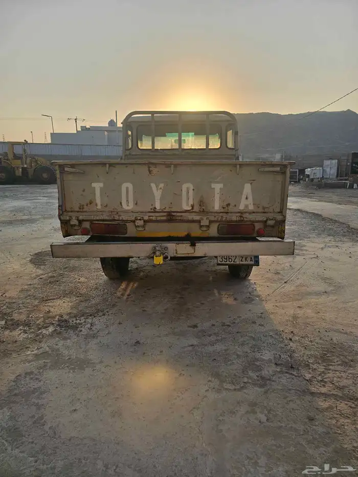 شاص للبيع نضيف جدن وع الشرط مجدد غير مفحوص دركسون هوا قير 4 3