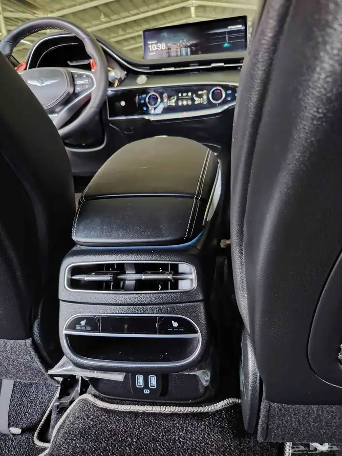 جينسس 2023 GV70 ديزل 32