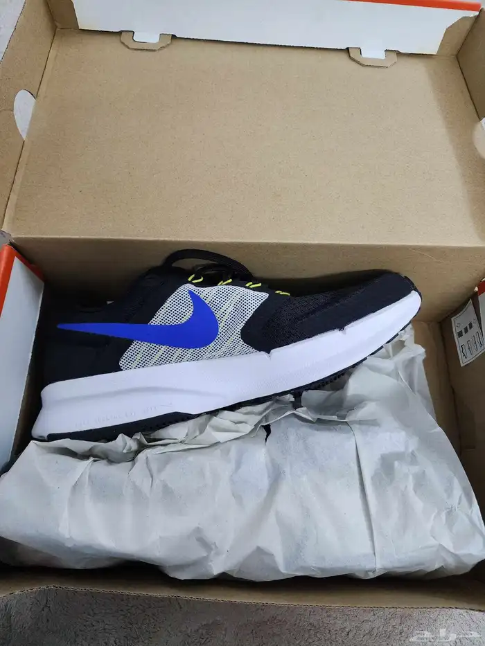 جزمة نايك اصلي بكرتونها وما لبست من قبل 0