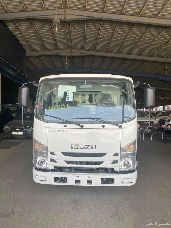 ايسوزو قلاب 3 طن 2025 يباني 0