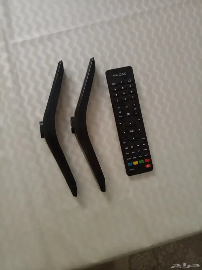 شاشه عادي 32 شبه جديد ومرتب نفر ونص وغسالة حوضين 8 كيلوا توش 2