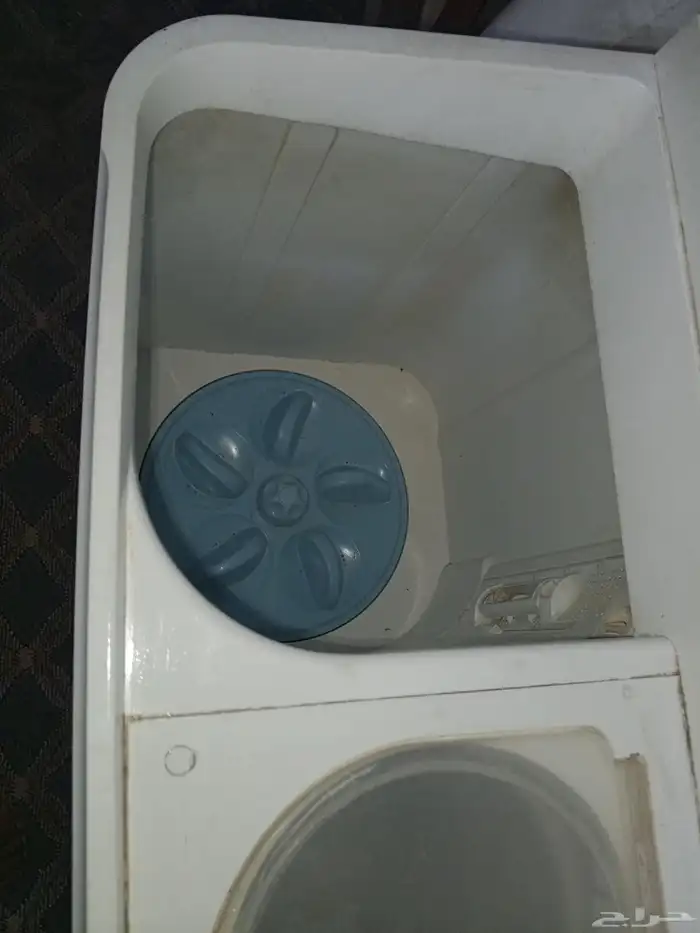 شاشه عادي 32 شبه جديد ومرتب نفر ونص وغسالة حوضين 8 كيلوا توش 7