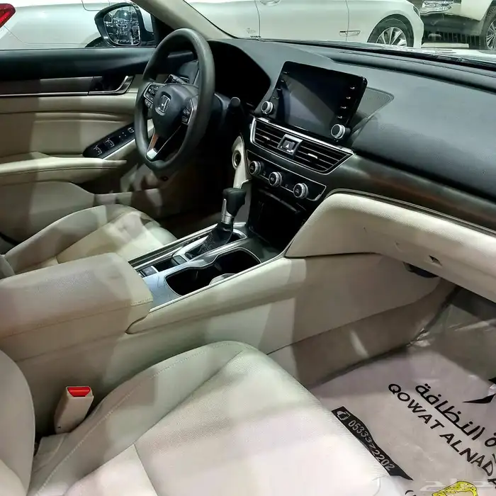 للبيع هوندا اكورد 2022 ستاندر 13