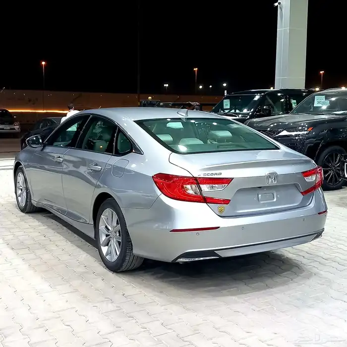 للبيع هوندا اكورد 2022 ستاندر 3
