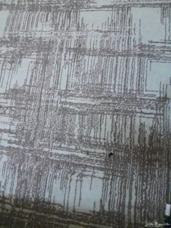 المقاس  180   280 الحالة  نظيفة جد ا  استخدام خفيف كم شهر فق 2