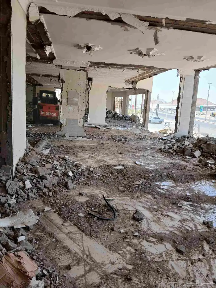 معلم تلييس وبنا وجميع انواع التكسير ورفع المخلفات 2