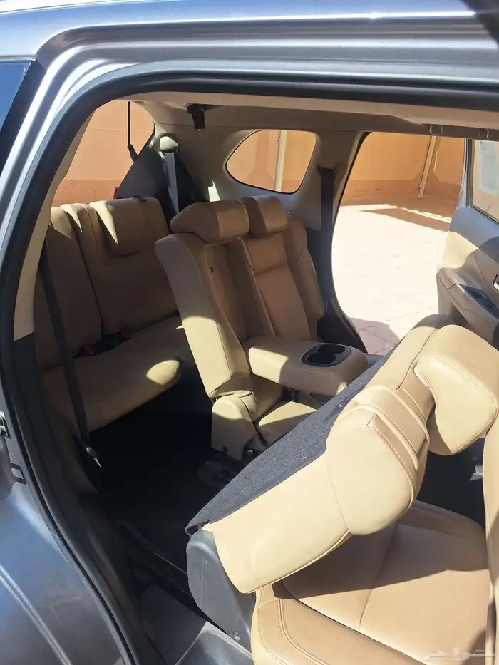 متسوبيشي اوتلاندر فل كامل 6