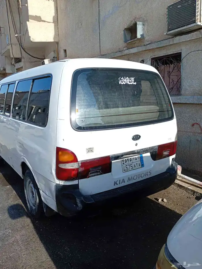 باص كيا هايس ديزل موديل 2005 1
