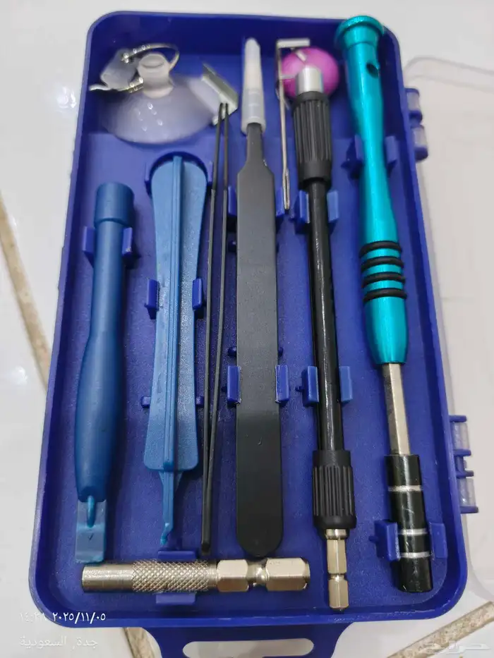 دريل امباكت كفرات وشنيور اثنين في واحد ودريل منشار صاروخ عدد 11