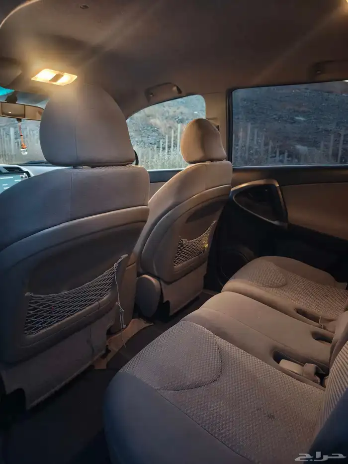 تويوتا راف فور وكااله 8