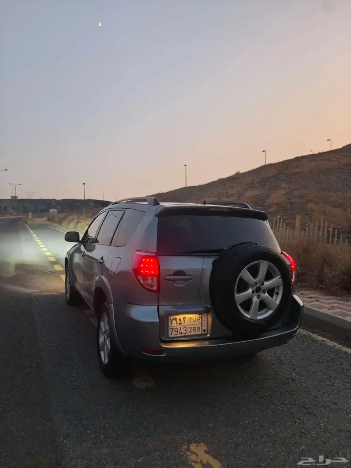 تويوتا راف فور وكااله 1